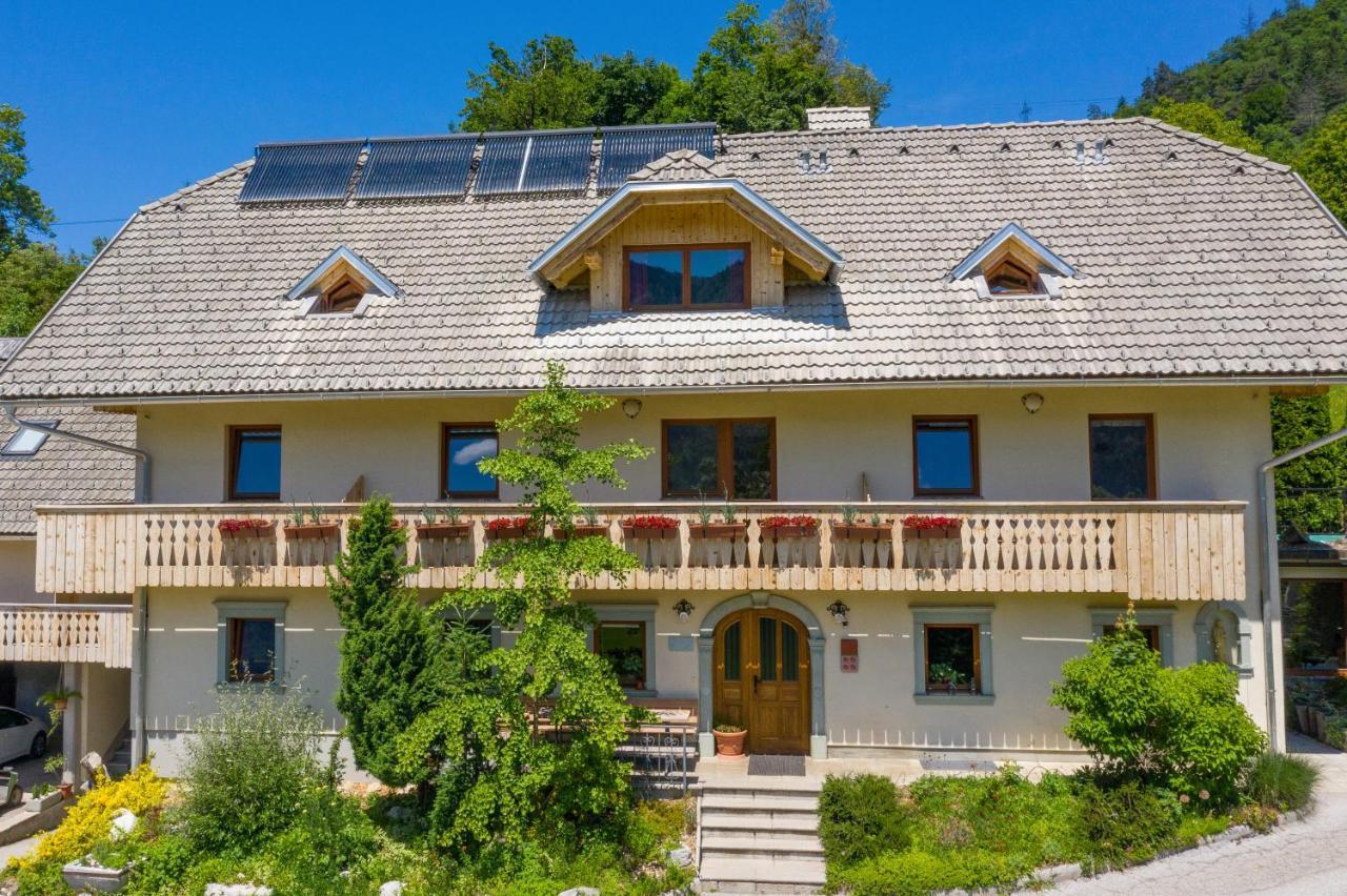 Villa Tourist Farm Mulej Bled Exterior foto