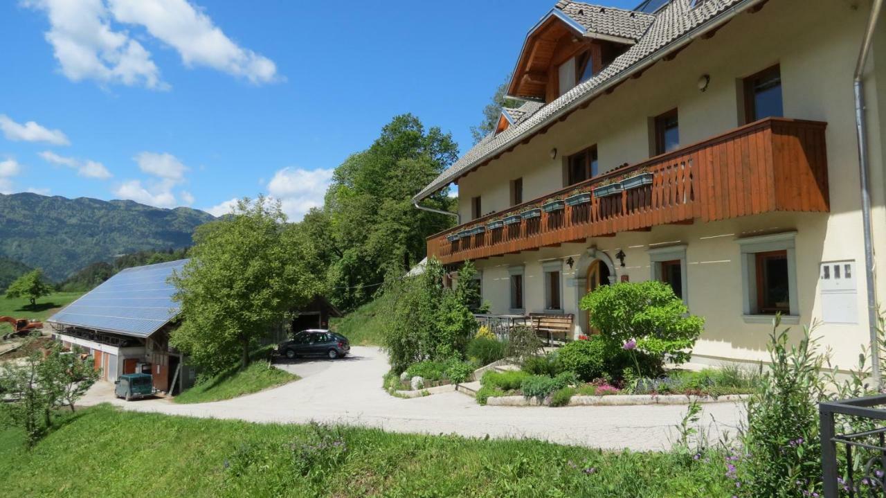 Villa Tourist Farm Mulej Bled Exterior foto